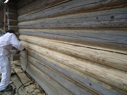 Старый деревянный дом - новая жизнь, реставрация срубов
