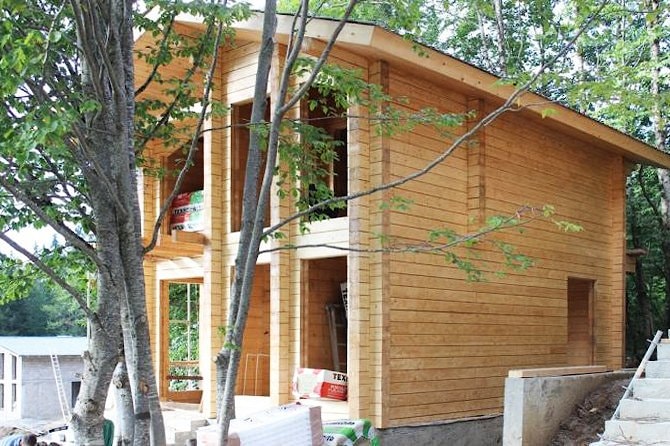 Деревянный дом «Тиль» из клееного бруса готовый к сборке 