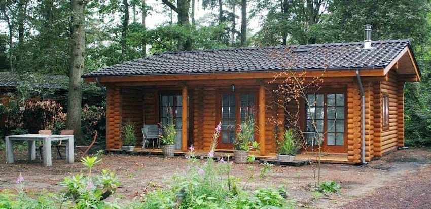 Современный деревянный дом, зодчий: Archiline Log Houses ( Архилайн Лог Хаусес )