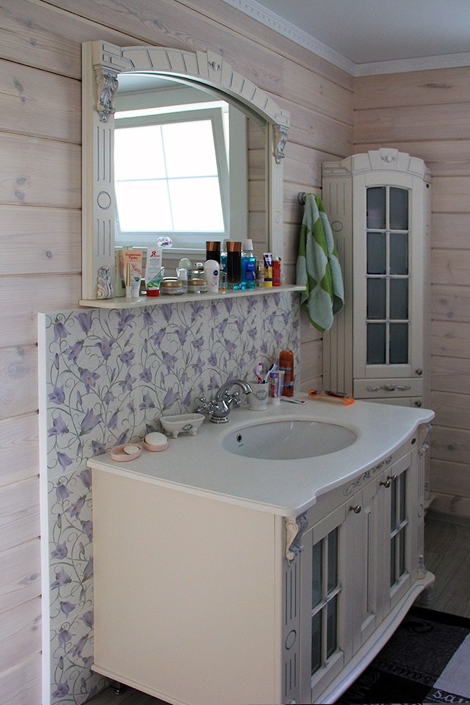 Лак для внутренних стен деревянного дома Тиккурила