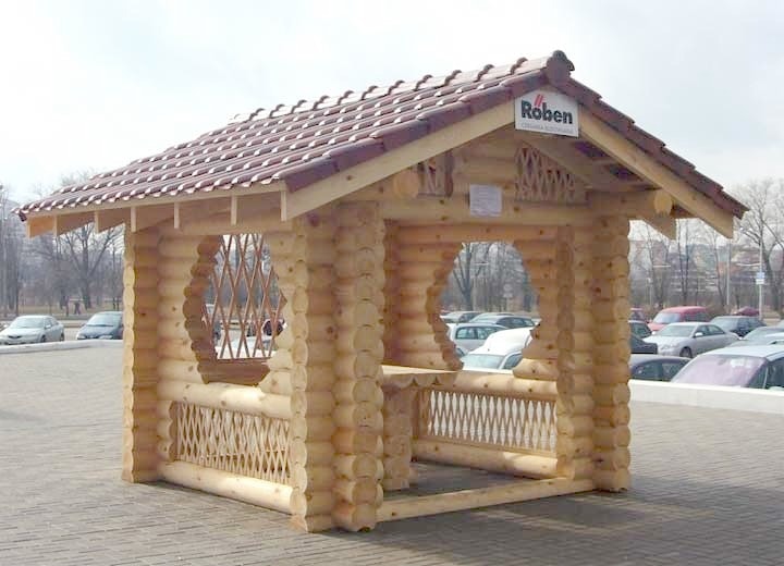 Дачная беседка из бревна