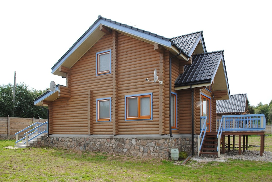 Деревянный дом из бревна «На Семи Ветрах» 218 м²